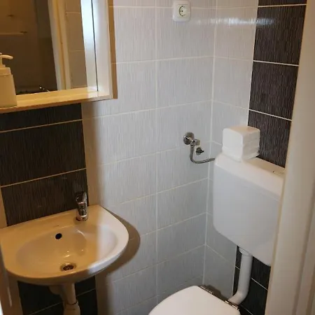 Apartments Rooms Fontane Trnje - Free Parking Zagreb Exterior foto